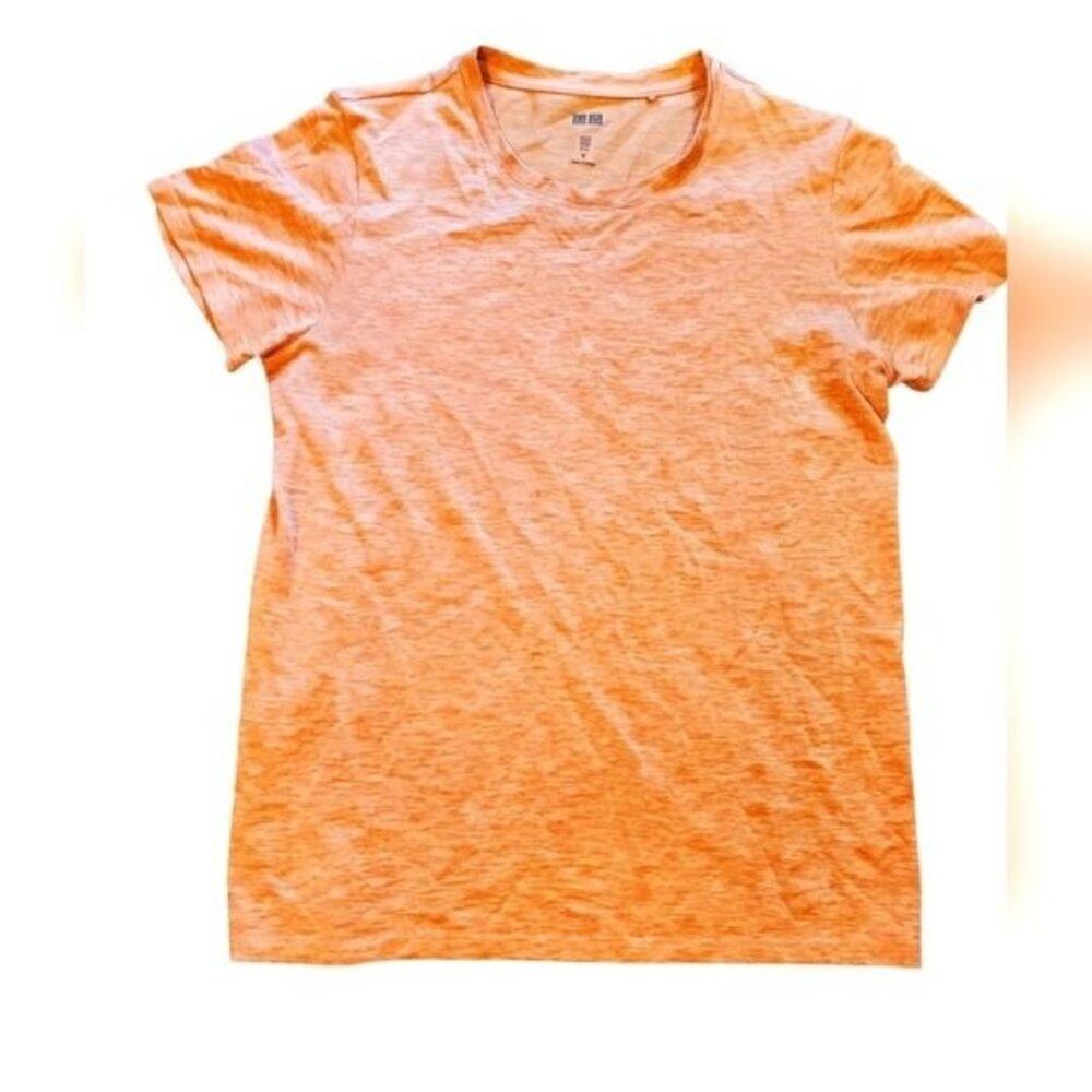 EUC Uniqlo Sport wear red white tie-dye short sleeve t-shirt size M